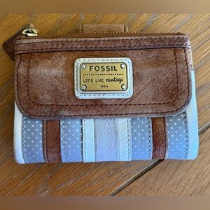 Fossil wallet